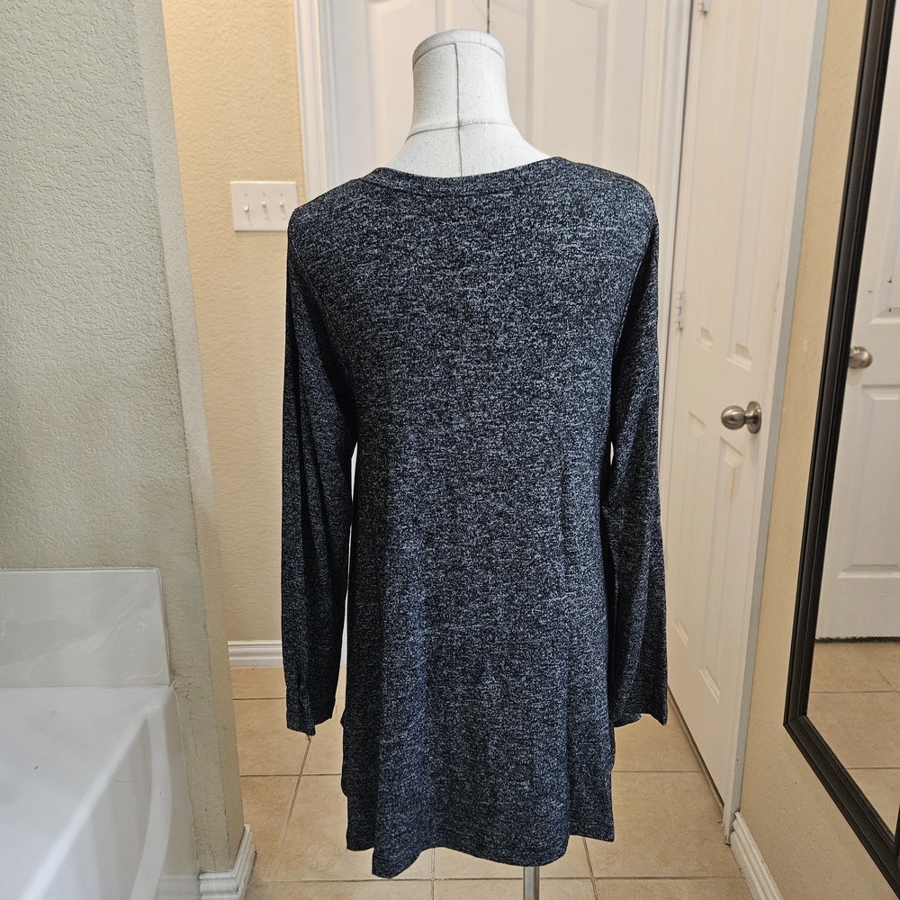 Nally & Millie Heathered Knit Long Sleeve Top – Size Small NWT - Picture 11 of 12